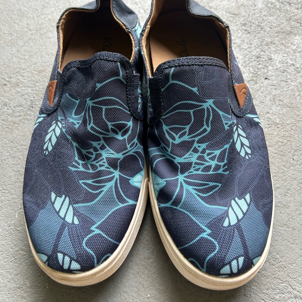 OluKai Pehuea RARE women’s breathable slip-on shoes